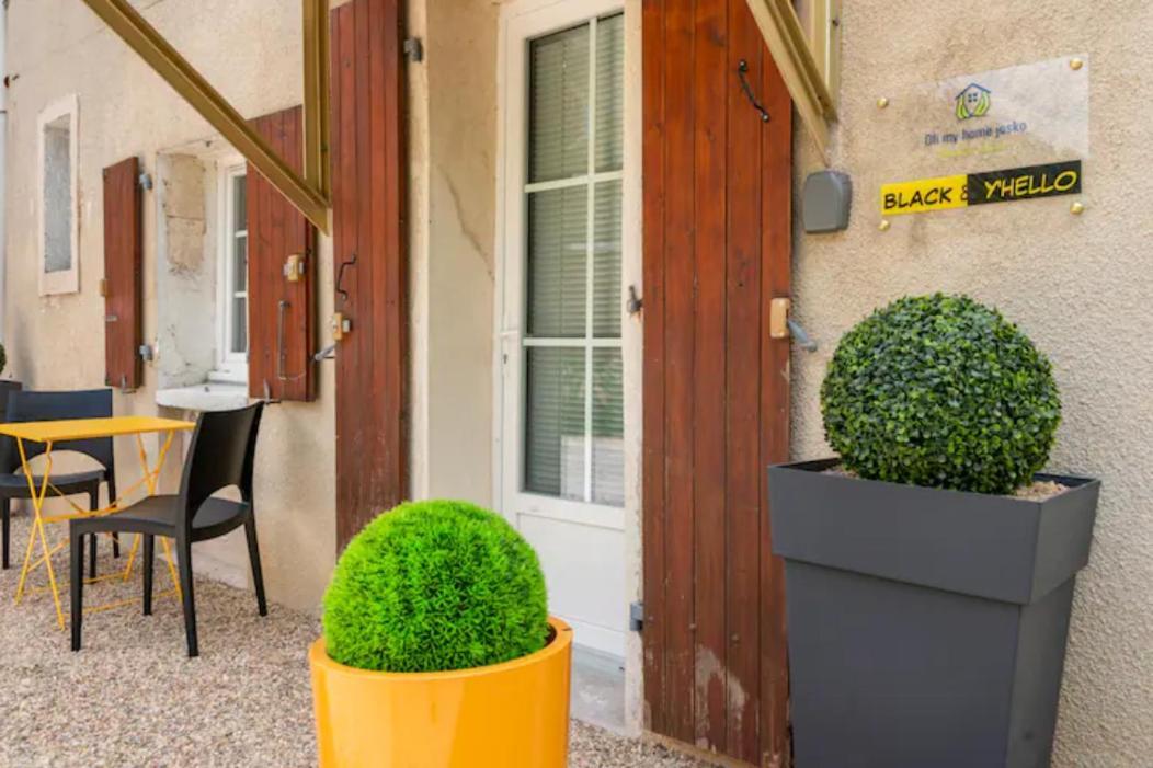 Black&y'hello T2 : WIFI/PARKING/ 5' centre-ville Angulema Exterior foto